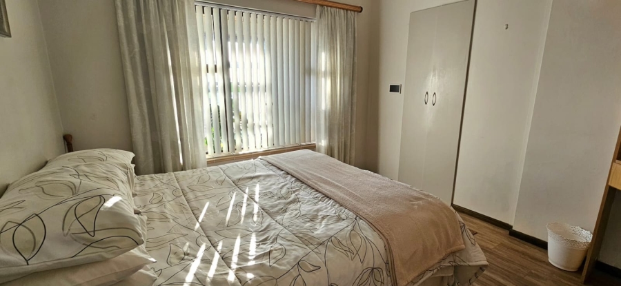 2 Bedroom Property for Sale in De Kelders Western Cape